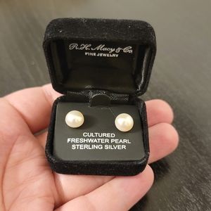 R.H. MACY & CO Freshwater Cultured 8mm Pearl Studs Ivory Off-White 925 Sterling